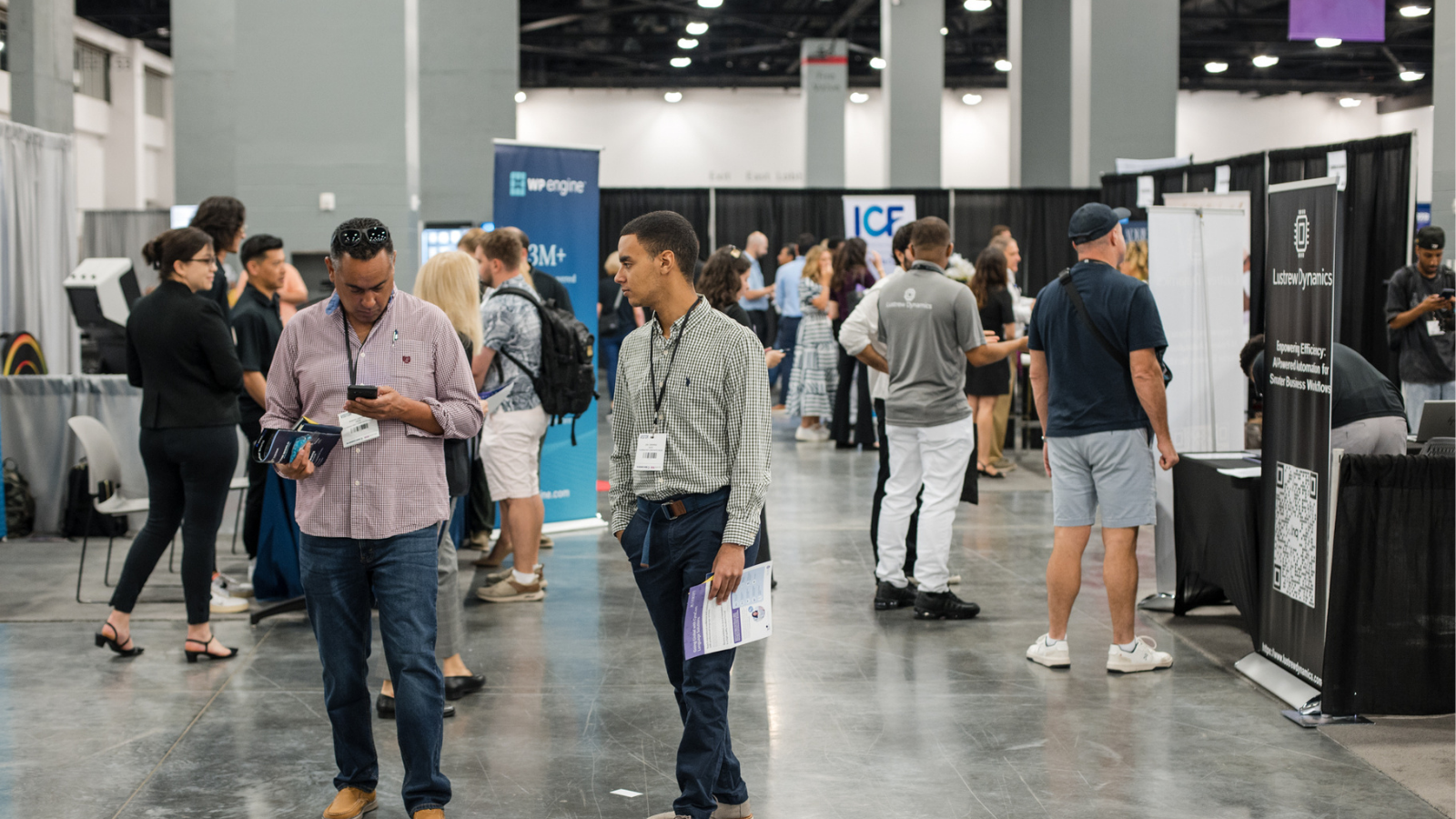 A picture of a booth at the b2b marketing expo