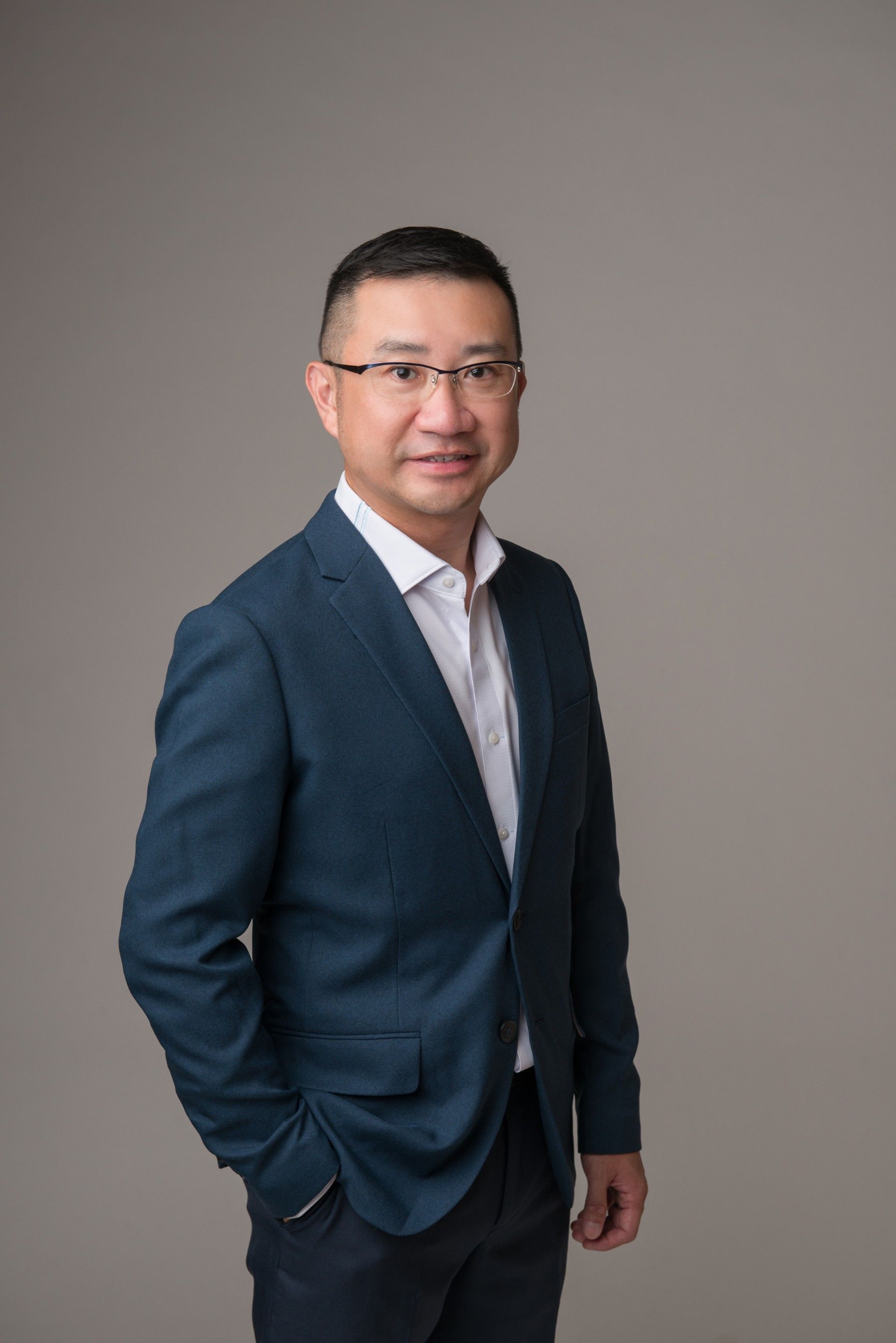 Sam  Chng
