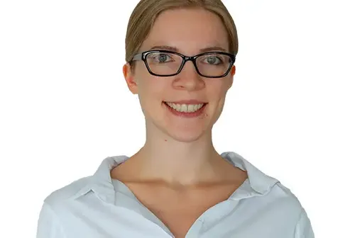Melanie Lange - AccuraCast
