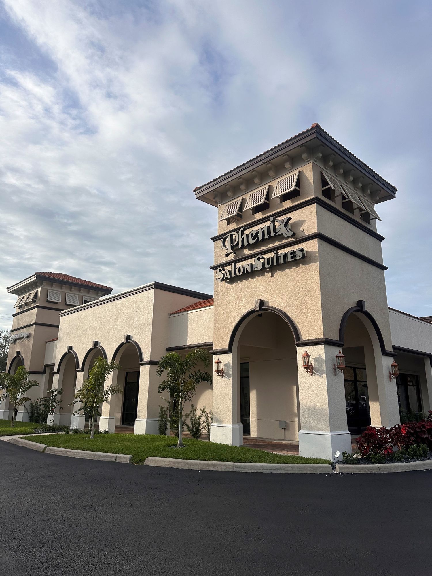 Cover image - Phenix Salon Suites