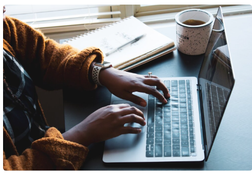 Top 5 Reasons Small Businesses Need a Website in 2025