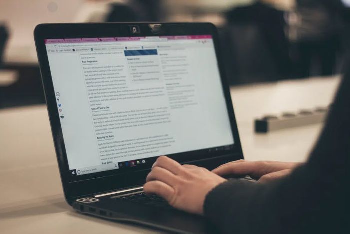 Don’t Go Obsolete: 15 Examples of Evergreen Content