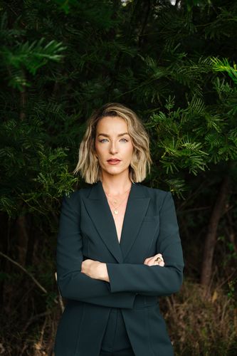 Dr Nici Sweaney - AI Her Way