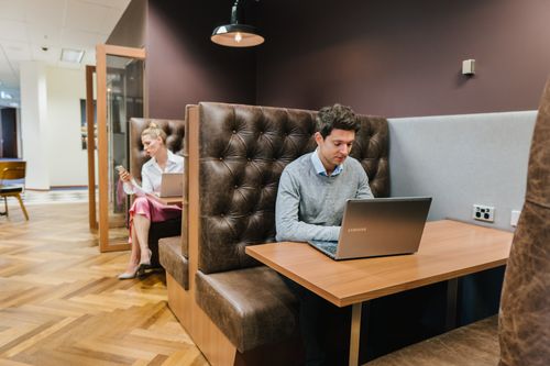 8 Reasons Why Coworking Spaces are Better than Working from Home in 2025