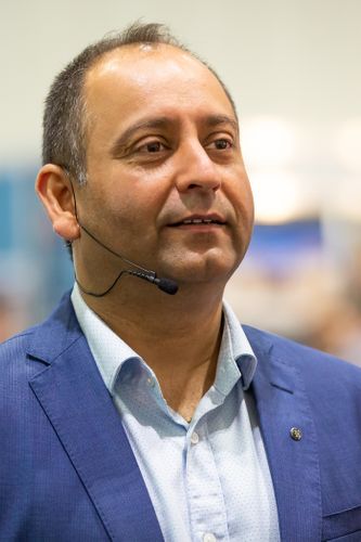 Kam Dovedi