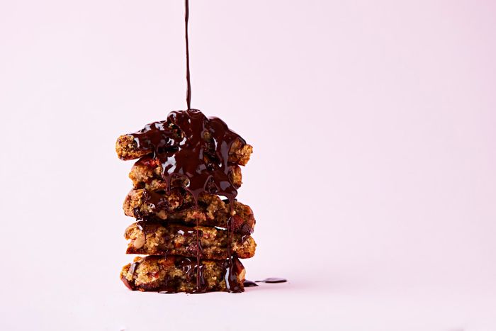 Vegan Stuffed Cookie Brand Floozie Cookies Announces its First UK Franchise Partner