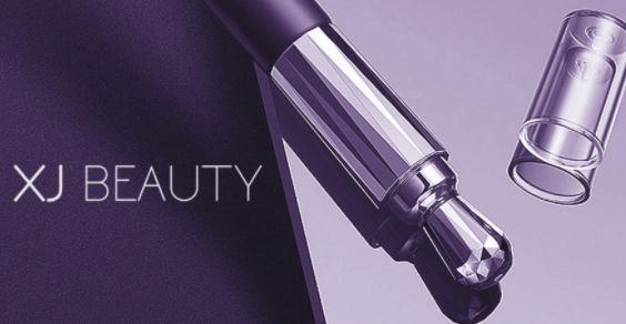 Customizing Private Label Skincare Lines: Meeting the Demand for Natural & Organic Products