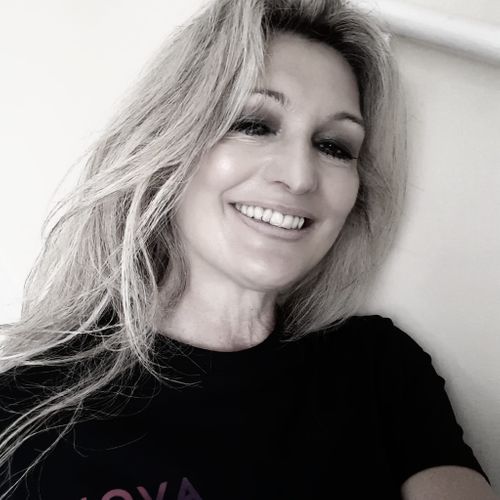 Caroline Price - Avon Cosmetics