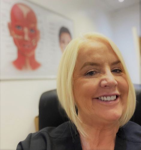 Molly Kelly - The Institute of Aesthetics