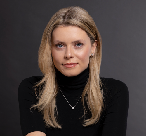 Jemima Myers - Social Chameleon