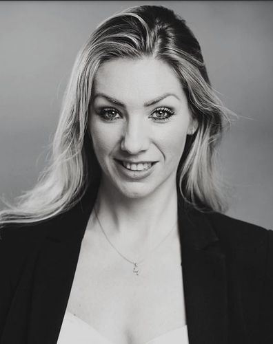 Melanie Mills - Caxton
