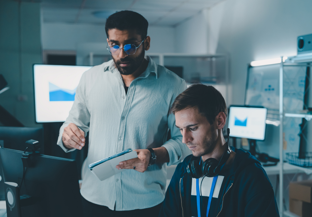 Employees with computer
