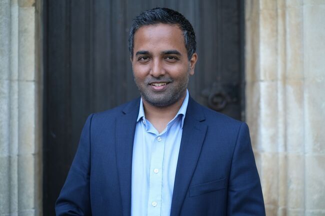 Multifunctional Consultant Honoured with ‘Best Story Award’ at Big Business Events