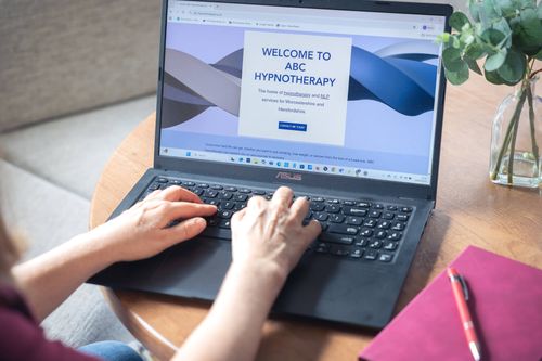 The Entrepreneur's Time-Saver: Boosting Your Online Presence Without the Burnout