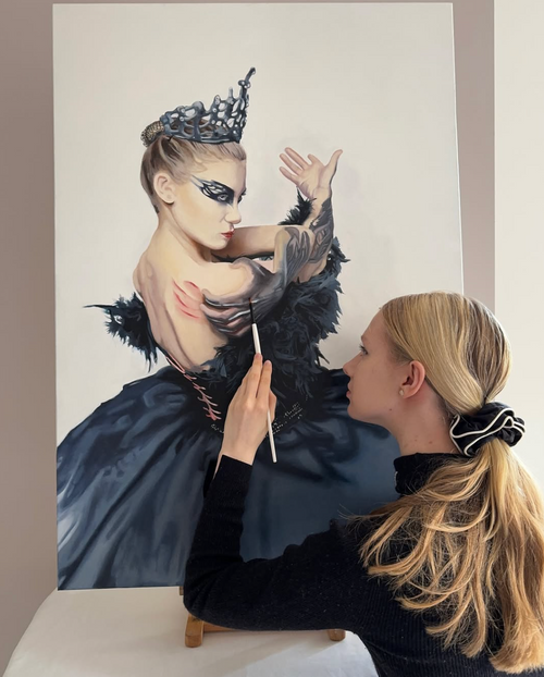 Young New Artist ‘Ella Nicole’
