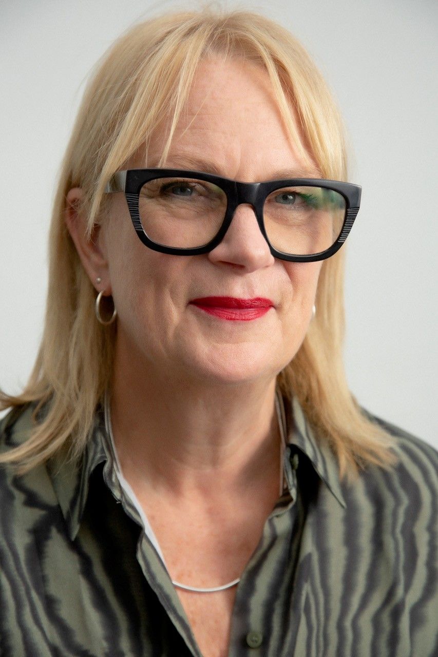 Speaker image for Louisa Buck