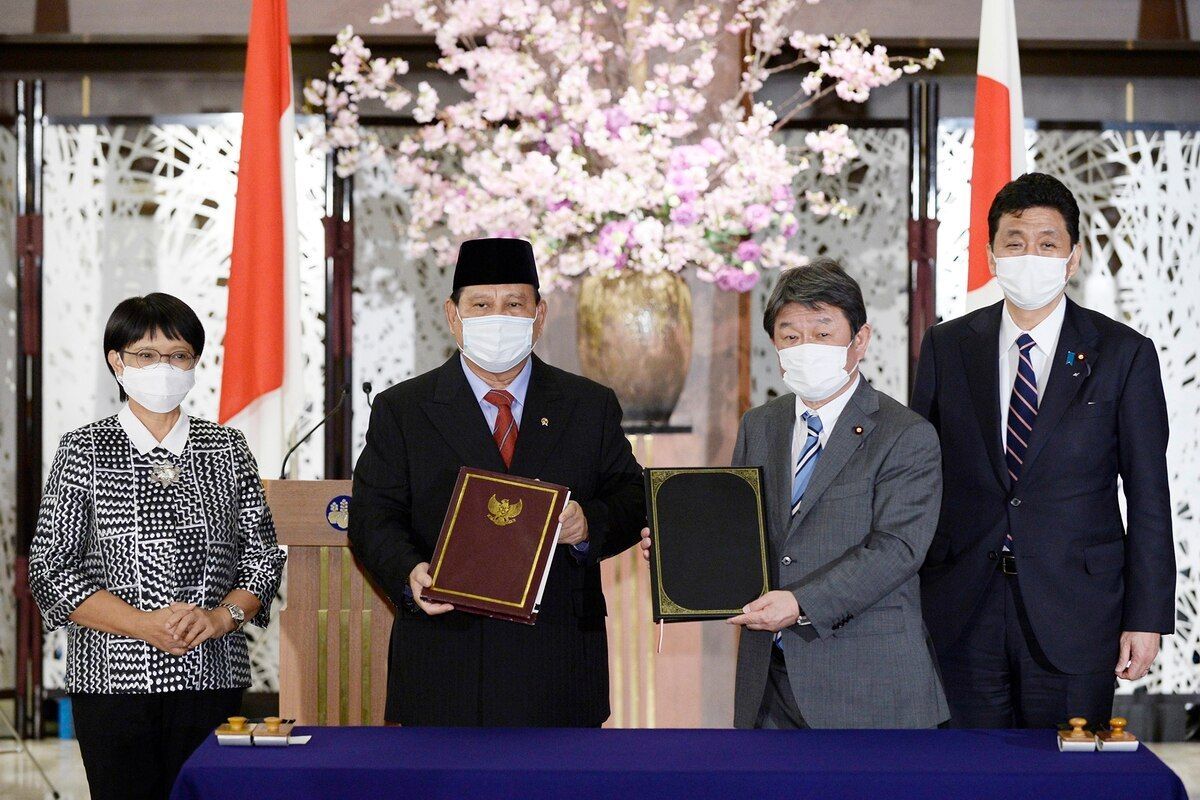 Japan, Indonesia sign arms transfer pact amid China concerns - Defense News