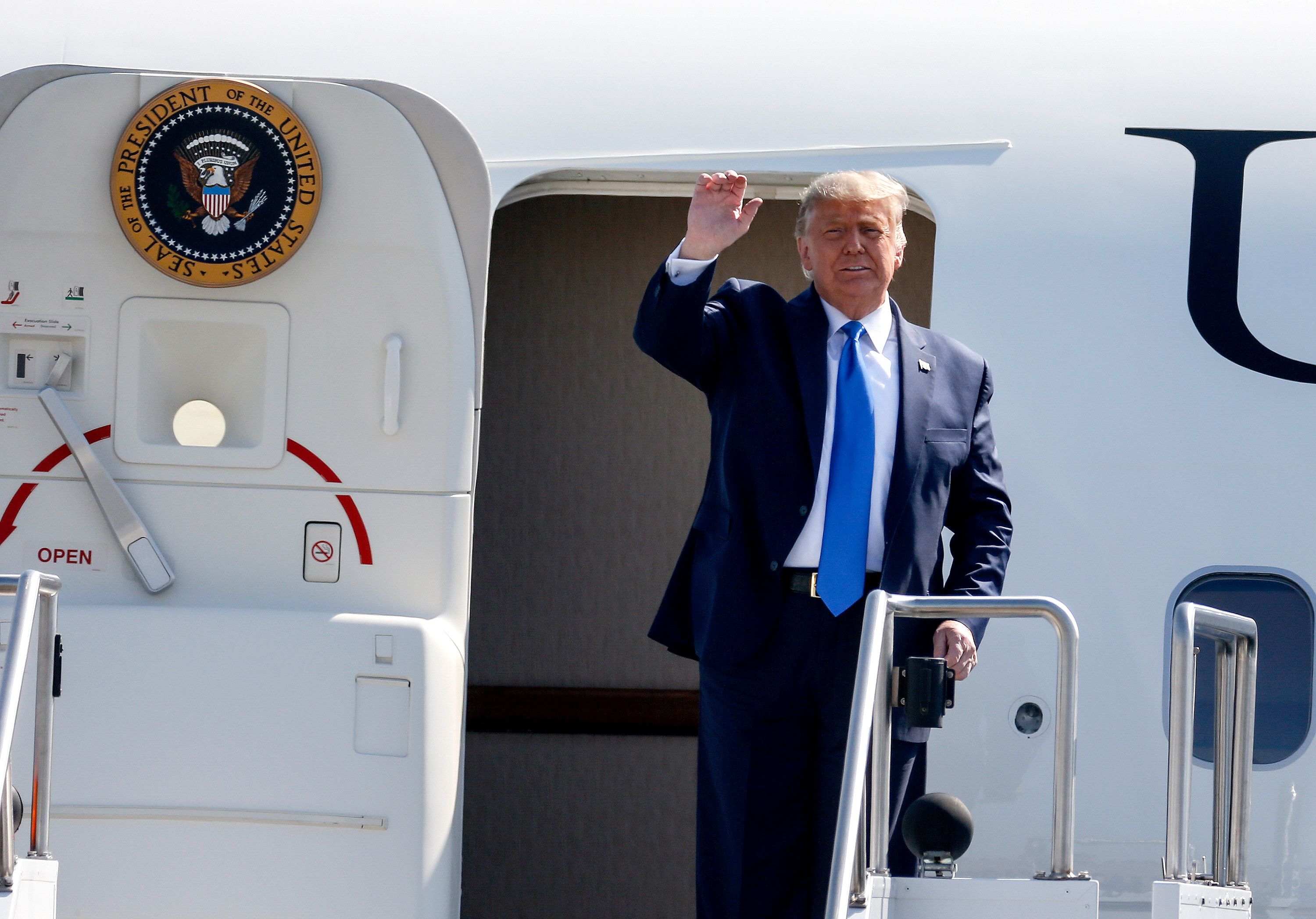 US signs “largest defence sales agreement in history” with Saudi Arabia