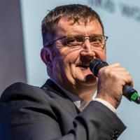 Dave Lynch - FirstGroup 