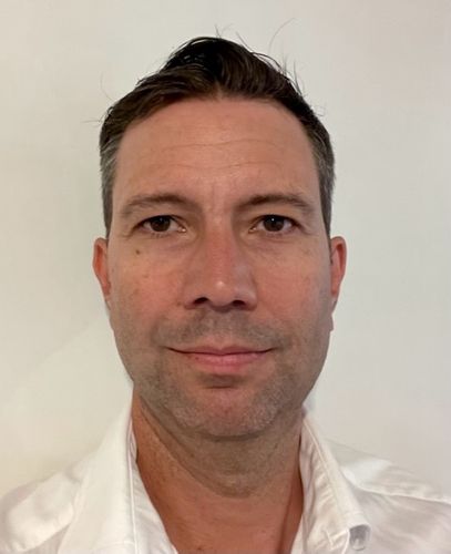 Simon Lewis-Jones - Standard Chartered Bank