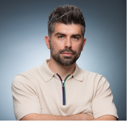 Adri Loloci -  Vodafone
