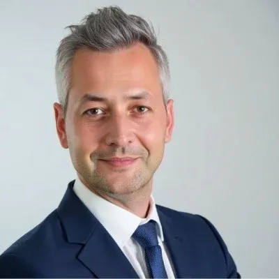 Andrej Zele - Fractional Minds