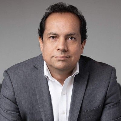 Luis Velandia - 