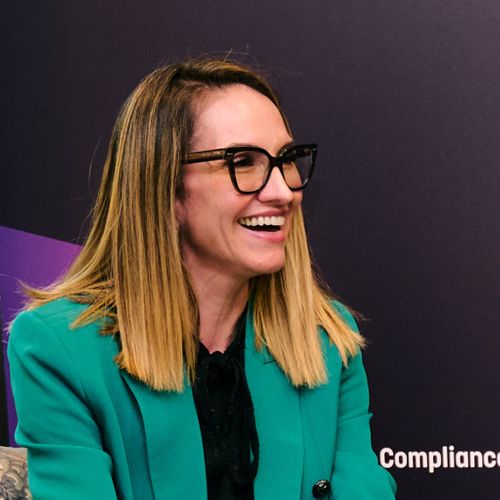 Ellen Sezerino - Jogo Global