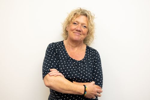 Andrea McGeachin - Neosurf