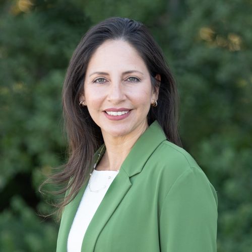 Betty Cabrera - UC San Diego