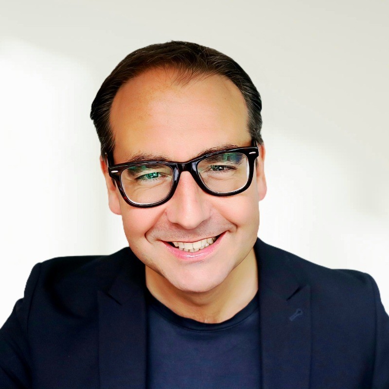 Speaker profile image for Oli  Barrett