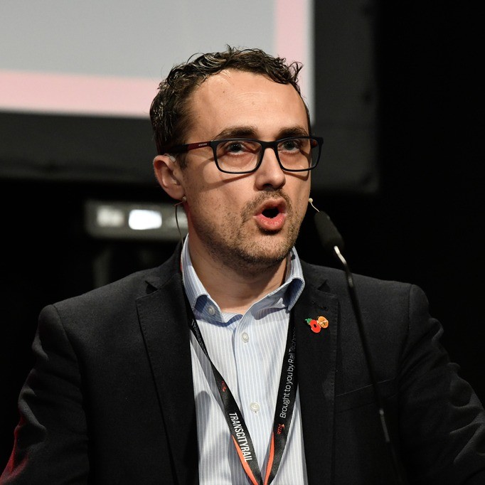 Speaker profile image for Simon  Elliott