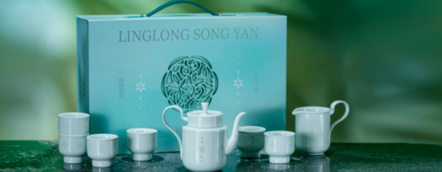 Yubo linglong 玉柏玲珑