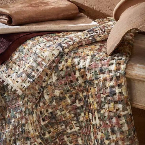 ILLUSTRE 依露思哲