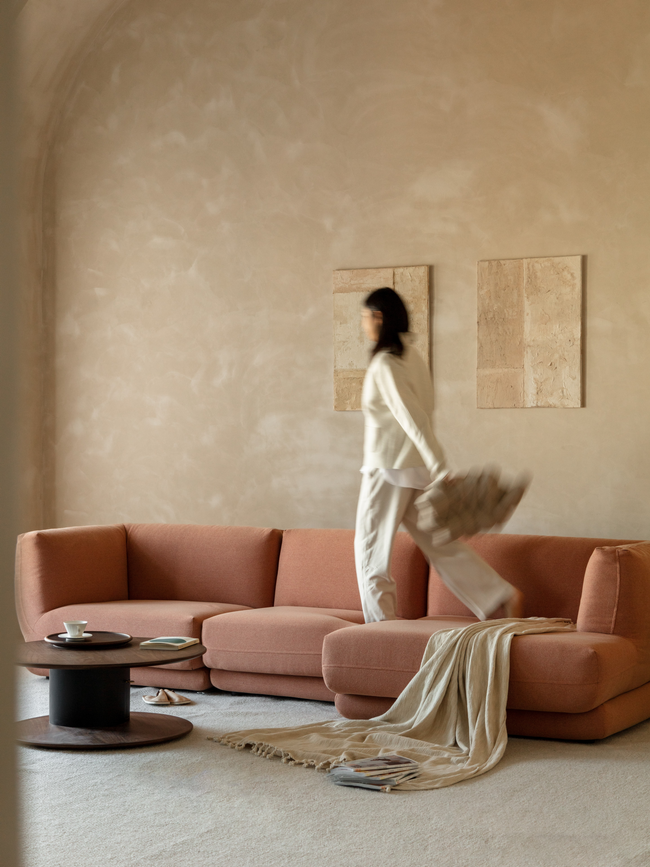Weee Sofa