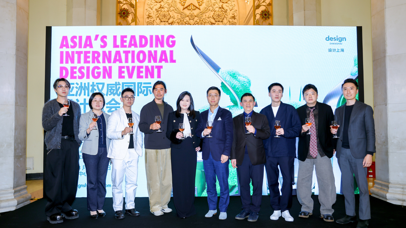 group-photo-of-speakers