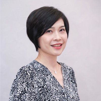 Selina Lau