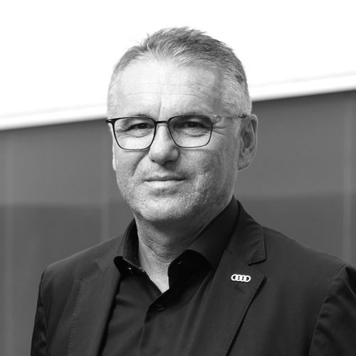 Michael Hofmann