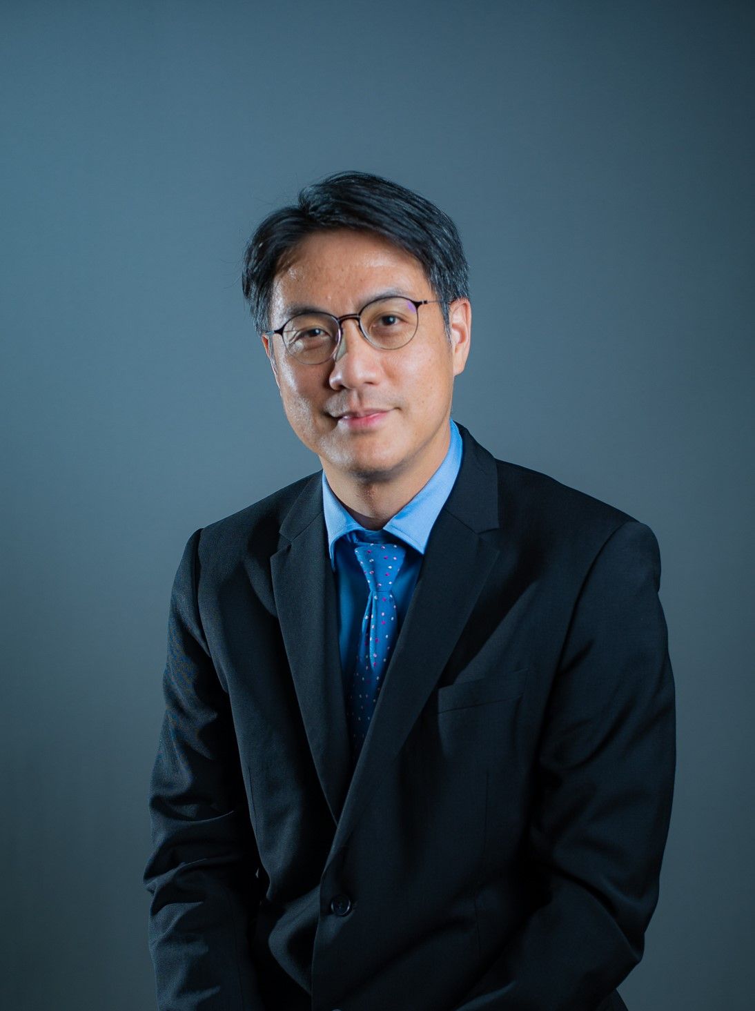 Mr Dennis Lee