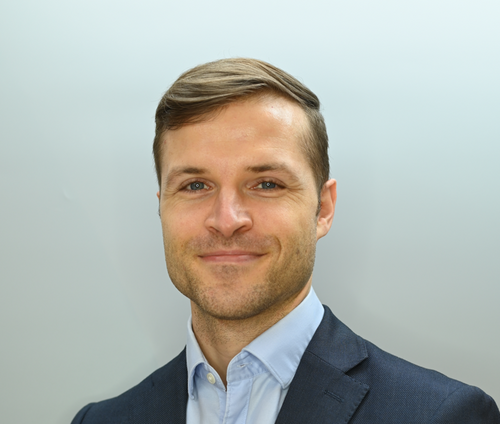 Tomas Holub