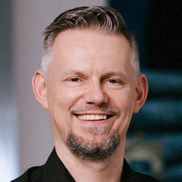 Speaker image for Christoffer Erichsen