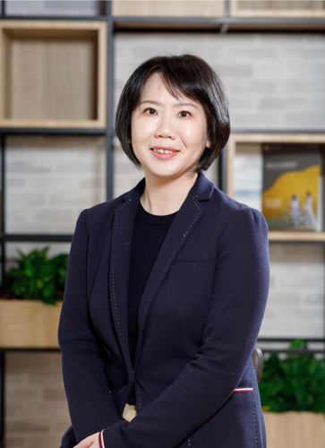 Speaker profile image for Theresa Lin