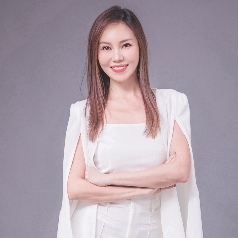 Speaker profile image for Lynn Yan