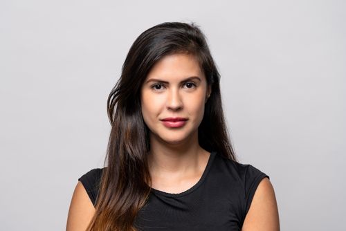Speaker profile image for Isabella Carvalho