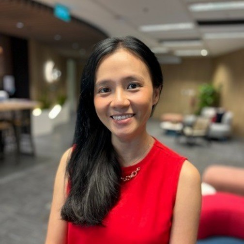 Speaker profile image for Elaine Tan