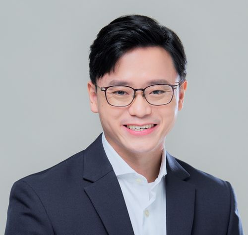 Speaker profile image for Max Ang