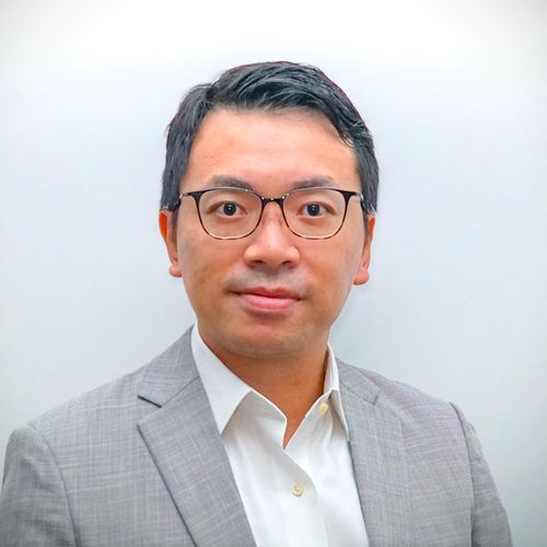 Speaker profile image for Dennis Lee