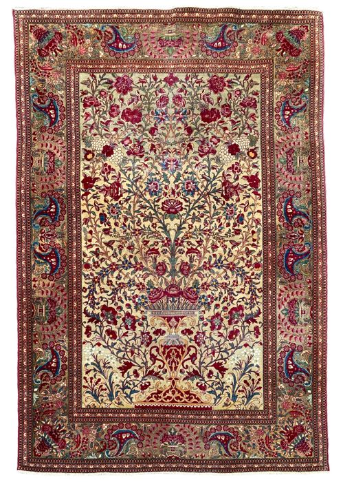 Antique Persian Isfahan Rug 2.04m x 1.38m