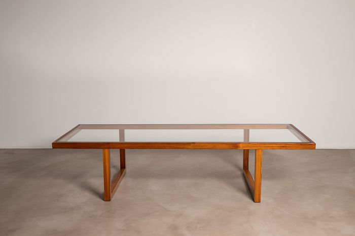 Table by Joaquim Tenreiro