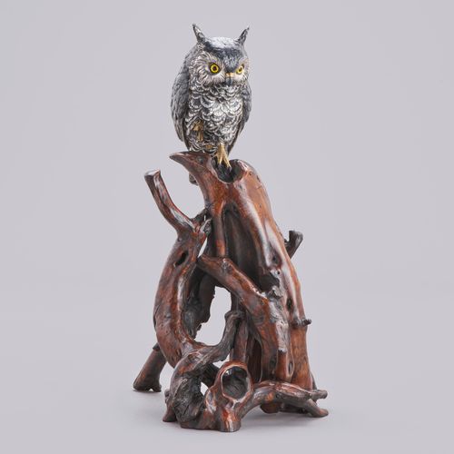 Japanese bronze owl naturalistically modelled signed Hideharu Meiji period